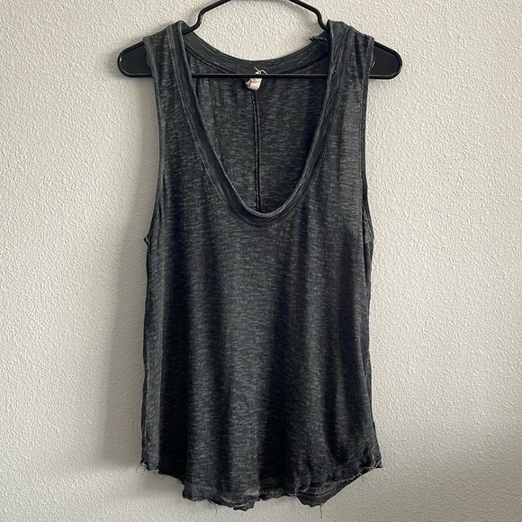 We The Free Gray Tank Top - Picture 1 of 7